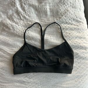 lululemon Graphite Grey Flow Y Nulu Bra Size 8